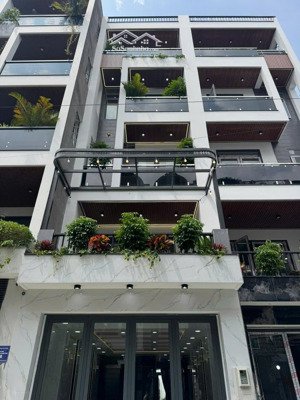 nhà phố cao cấp 4x28m full thổ cư hoàn công đầy đủ, full nội thất, đường nhựa 12m