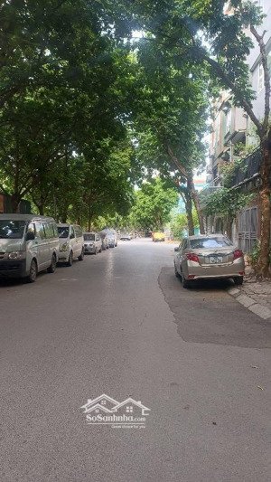 siêu phẩm có 1 - 0 - 2 - phân lô xa la - lô góc - ô tô đỗ tránh nhau - kinh doanh bất chấp