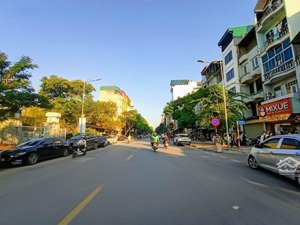 nhà 5 tầng phân lô dt62m2, mt4,8m. giá 20tỷ. ô tô tránh phố trần quốc hoàn - cầu giấy. giá đầu tư.