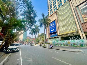 (giảm 1 tỷ) 29.8tỷ mặt phố mai hắc đế, vài bước tới vicom, kd sầm uất 40m2, mt 4,5m, 6t, cho thuê