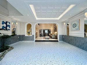 giảm 500m triệu. bán gấp nhà gần emart phan huy ích. đúc 4 tầng 5,5m x 12m. nhỉnh 6 tỷ