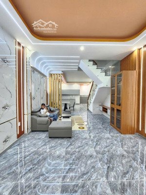 bán nhà hoàn công thuận giao gần đường 22/12 đường 12m giá 3,65 tỷ tl