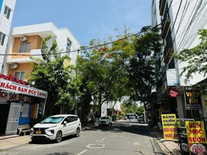 bán khách sạn sát biển giá rất tốt đầu tư chỉ bằng giá đất, mặt tiền đường nguyễn biểu - vĩnh hải