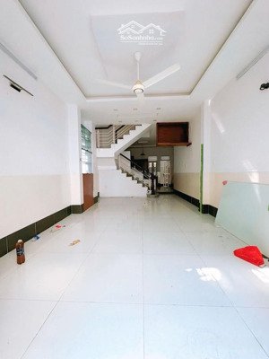 bán nhà phú nhuận 80m2 hxh 4 tầng ngang 4.5m 5 pn sát mt hoàng hoa thám gấp bán 9.x tỷ