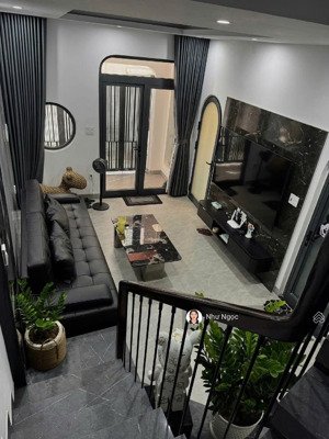 nhà đẹp 3 tầng đường nguyễn công trứ sát biển mỹ khê đà nẵng ngang 6m