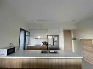 cho thuê căn hộ palm heights 85m2 ntcb view thoáng mát sắp trống giá cực kỳ tốt chỉ 17tr/tháng net