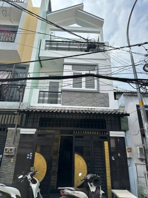 nhà đường số 18b [4x18m], 2 lầu, 4pn-4wc