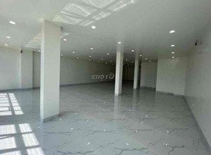 cho thuê nhà mặt tiền nguyễn phước lan . ngang 10 mét . 3 tầng