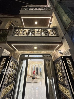 nhà 50m2 nở hậu nhẹ đường phan xích long, phú nhuận