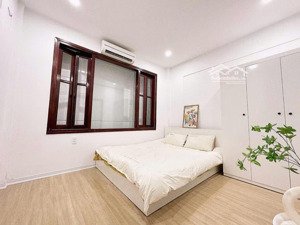 cần cho thuê gấp phòng trọ sinh viên tại hoàng văn thái 31m2, full đồ vào ở ngay, giá ưu đãi 4tr/th