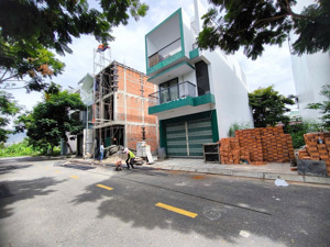 đất kdt lê hồng phong 1 nha trang, 75m2 ngang 5m đẹp, đường thông rộng 2 mặt tiền đẹp giá 6ty5