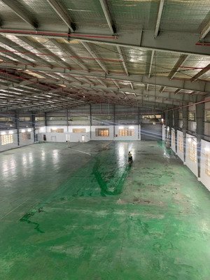 cho thuê kho xưởng 2.070 m2 đường cn13 trong kcn tân bình