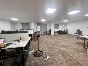 cho thuê văn phòng 170m2 giá thuê 36tr/ tháng tại đường nguyễn văn trỗi (gần sân bay)