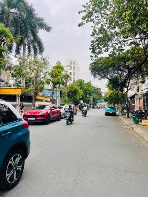 mt đs 75 kdc tqđ 12x23.6m vuông vức dtsd hơn 300m2 45tỷ