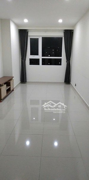 cho thuê căn 2pn 2wc 79m2 rộng rãi , view q7 siêu thoáng siêu mát quanh năm