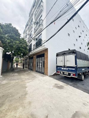 cần tiền bán nhà 3,5tx33m2 rẻ nhất phụng châu. ngõ ô tô đỗ cổng, gần trường cấp 1,2 chợ giá 2,75 tỷ