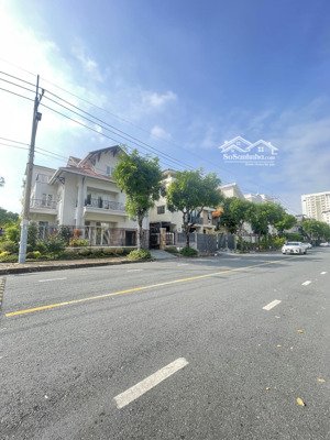 cho thuê villa mt đường lý long tường , phú mỹ hưng, p tân phong q7