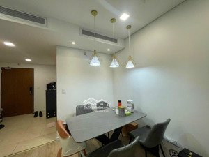 chính chủ bán ch 75 m2- 2pn 2 vs- căn góc tầng trung - bc mát - 5 tỷ nhỉnh cc t và t 440 vĩnh hưng