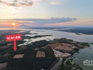 15m mặt tiền trục bám hồ - kdl sinh thái, cách lòng hồ chỉ 200m, đối diện là quỹ đất tmd mở du lịch