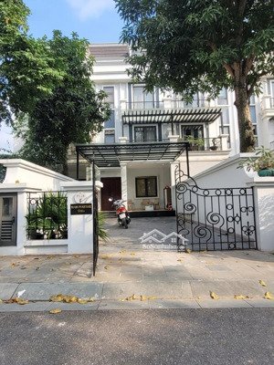 biết thư kdt eastam park thạch bàn , dt: 166m2, 4 tầng, giá 38 tỷ