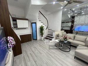 bán gấp giảm sốc chỉ còn 8.05 tỷ- bán nhà 5 tầng võ chí công- ngõ thông rộng 3.5m- sát mặt phố