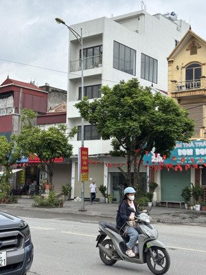 bán căn nhà 5 tầng thang máy mặt phố đặng vũ hỷ giáp kđt việt hưng 90m2 giá chỉ 26.9 tỷ