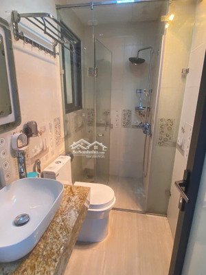 cho thuê căn hộ dịch vụ studio siêu đẹp full đồ tại ngõ 193 trích sài, tây hồ. chỉ 7.5tr