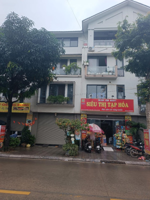 bán nhà khu c gleximco - 100m2- mặt phố kinh doanh - 5 tầng thang máy- dòng tiền 360 triệu/năm.