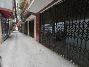 bán nhà đào tấn - căn góc , ngõ 3,5m - 45/65m2 nhà 4 tầng . khu dân trí cao hiếm nhà bán