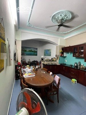 gần mặt tiền - chợ bình thới q11 ngang 4,5m - 12m - nhà đúc btct giá siêu rẻ