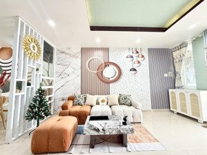 siêu phẩm nhà rẻ - sổ riêng hoàn công - 1 trệt 1 lầu 2 phòng ngủ , tặng nhiều nội thất .