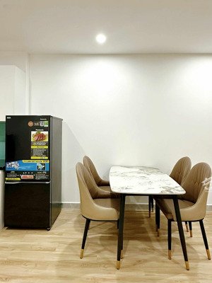 cho thuê cc moonbay residence 384 lê thánh tông, căn góc tầng 17, 8 triệu, 76m2, 2.5pn, 2wc