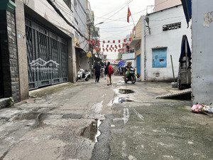 lê văn sỹ - ngay cầu lê văn sỹ - hẻm xe hơi tới nhà - kinh doanh tốt - 35m2 - ngang 6m- giá 6.8tỷ