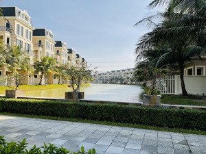 bán căn biệt thự ngọc trai view mặt hồ dự án ocp2, chiết khấu 30% tài chính chỉ 30 tỷ, an ninh 24/7