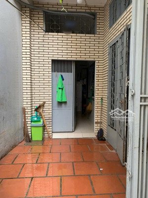 cho thuê phòng trọ 15m gần cv lê thị riêng p6,tân bình,hcmc chỉ 2,5tr/tháng