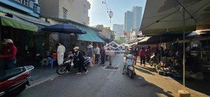 mặt chợ vạn phúc 40m nhà cấp 4 kinh doanh ầm uất giá hợp lý 13 tỷ