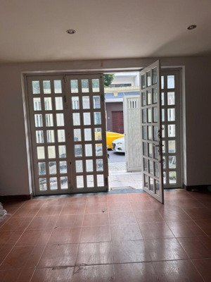 siêu phẩm mặt tiền hòa hưng ngang khủng 6.5m 3 mặt thoáng khai thác dòng tiền cao