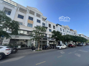 cho thuê mặt bằng vinhomes marina hải phòng giá siêu hời. lh hà emma 