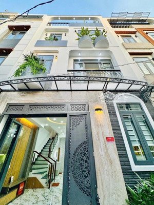 ngang 5,5m 4pn 42m2 6,55 tỷ khu cao tầng hẻm xe hơi mới full nội thất