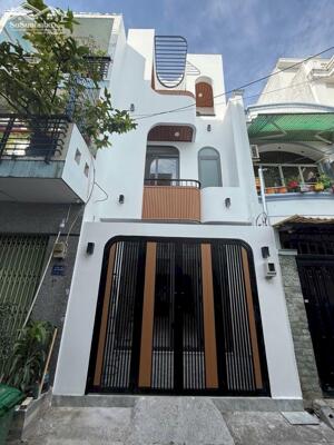 CHỈ HƠN 7 TỶ, NHÀ 3 TẦNG MỚI ĐẸP, Ô TÔ VÀO NHÀ, ĐƯỜNG ĐỖ CÔNG TƯỜNG, QUẬN TÂN PHÚ, SÀI GÒN.