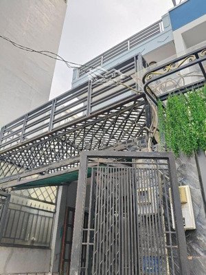 bán nhà 2 tầng - hẻm xe hơi huỳnh thị hai, quận 12 giá nhỉnh 4 tỷ.