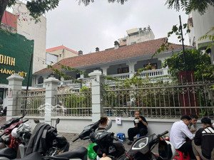 nhà c4 mp quảng khánh 410m2, mt 18m, căn góc, view trực diện hồ tây, cách nhà hát 100m, vỉa hè rộng