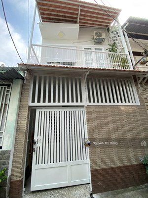 cho thuê nhà hẻm phạm hữu lầu q7-4x9m,1l+1pn rộng+đủ nt-nhà mới sơn-giá : 9tr ( còn bớt)