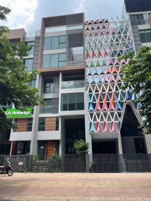 nhà phố hầm 7 tầng 110m2 ngay trục phan văn đáng sát bên căn hộ cao cấp vista verde có hđt 100tr