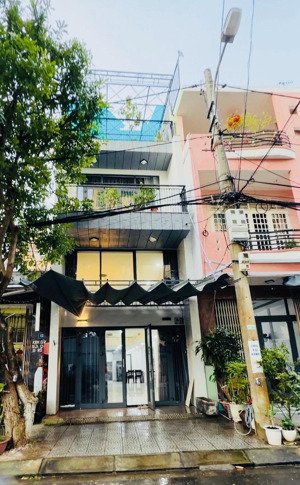 bán gấp nhà 4 tầng, 90m2, thông tầng vừa ở vừa kinh doanh, trung tâm hoà cường