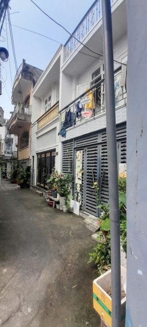 bán nhà siêu công năng, kdc hiện hữu, 02 tầng, dt 3,3x13m