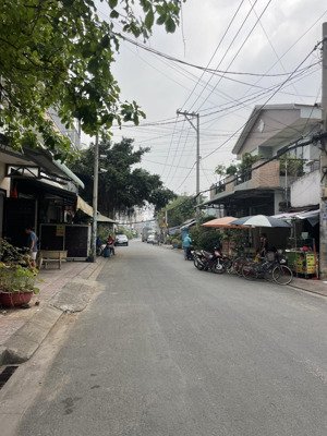 bán chdv 8phòng, tân kỳ tân quý, ngang 5.3m, 4 tầng, chỉ hơn 8 tỷ