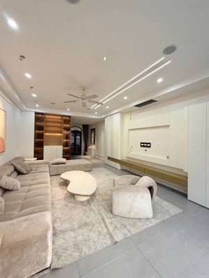 70m2 chà là, vin2. áp góc, sẵn sổ, hoàn thiện 5 tầng thang máy đẹp long lanh. giá cực rẻ