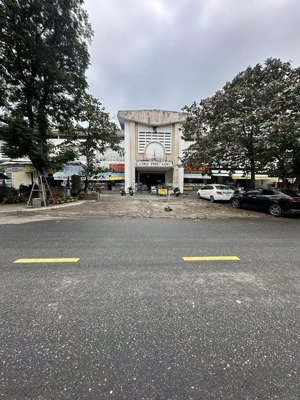 cần bán nhà 3 tầng mt hồ quý ly,p thanh khê.đà nẵng