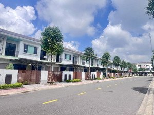 căn 2 tầng 100m2 sun casa central sổ hồng đầy đủ chỉ 2,79 tỷ